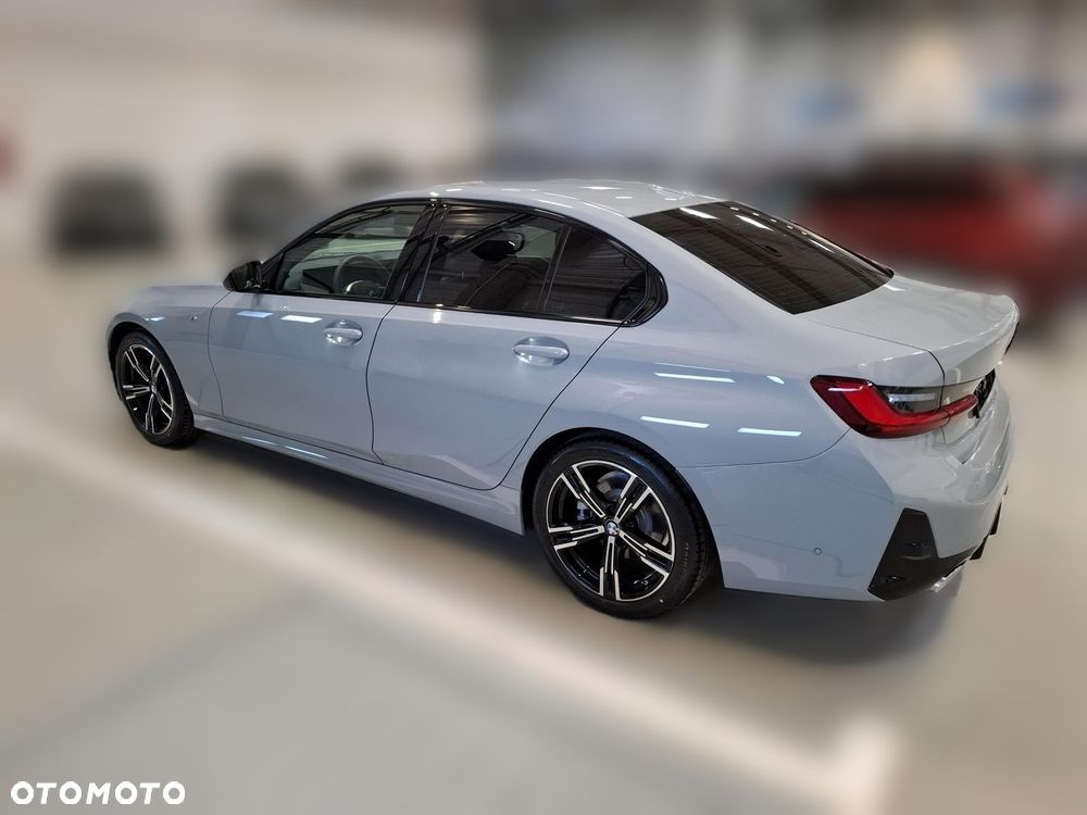 BMW Seria 3 318i - 6