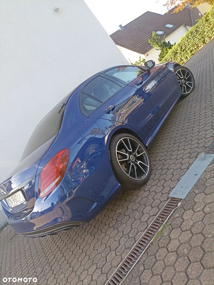 Mercedes-Benz Klasa C 400 4-Matic 9G-TRONIC - 10