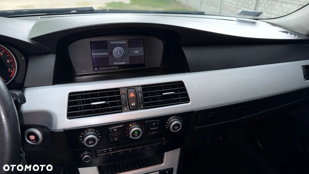 BMW Seria 5 520i - 21