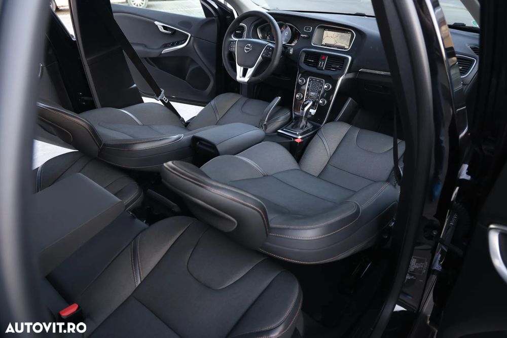 Volvo V40 D3 Geartronic Momentum - 7