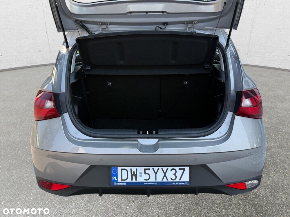 Hyundai i20 - 23