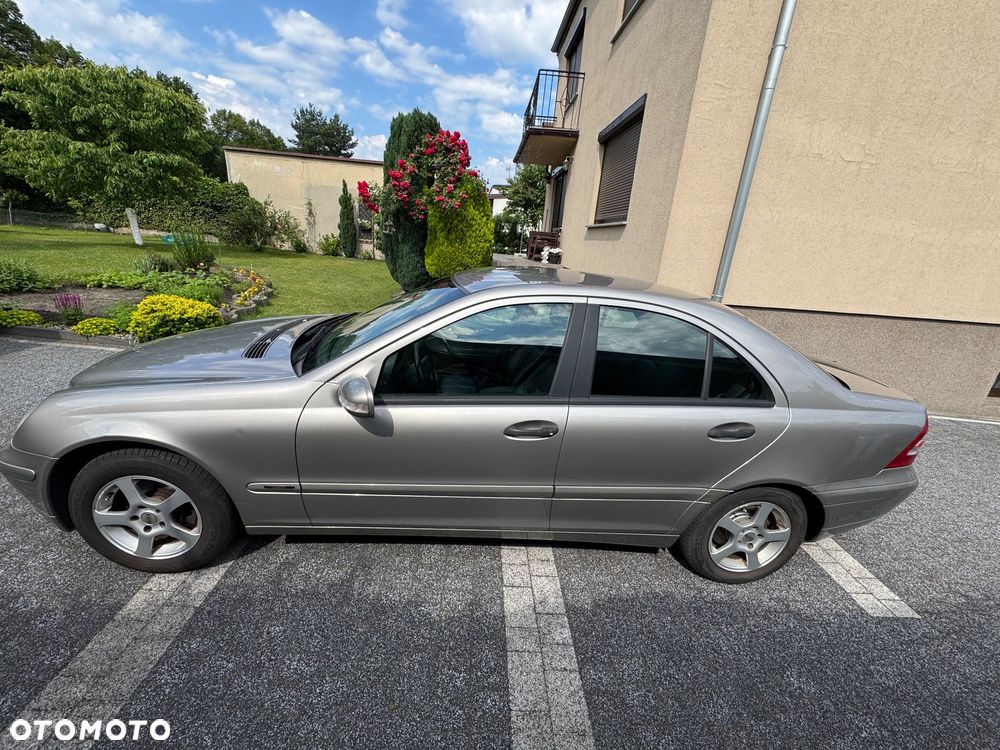 Mercedes-Benz Klasa C 220 CDI Classic - 1