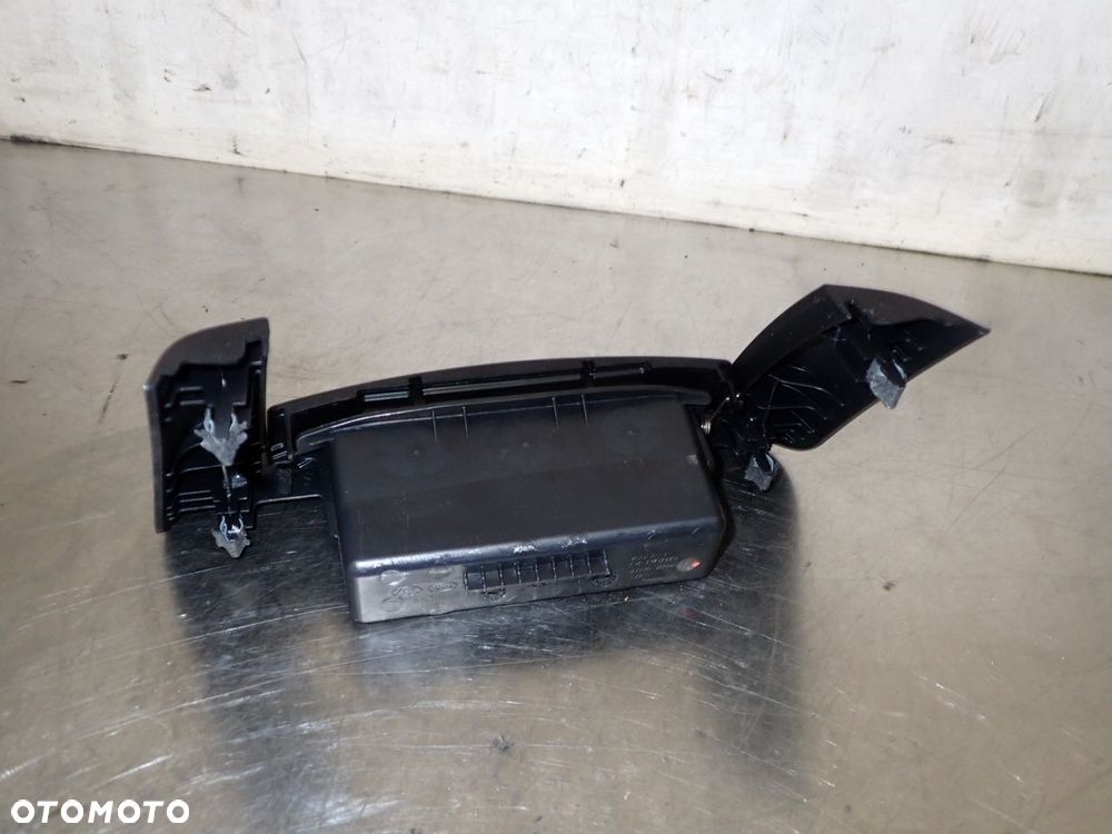 SCHOWEK KIA CEED - 3