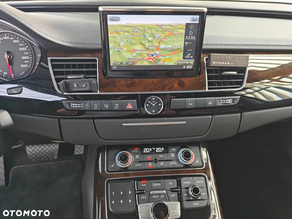 Audi A8 - 19