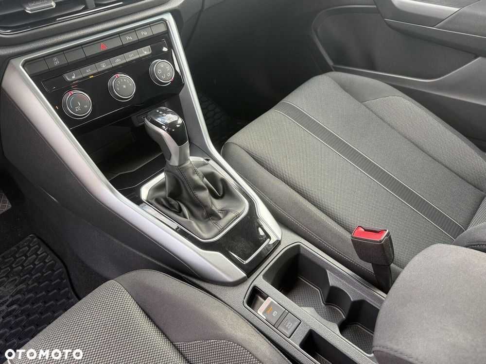 Volkswagen T-Roc - 14