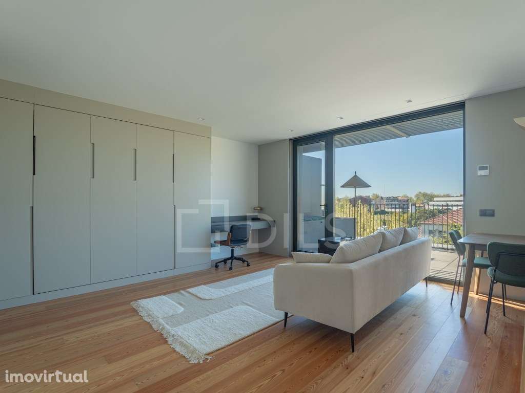 T0 novo com terraço e mobilado, em condomínio exclusivo, na Senhora... - Grande imagem: 5/30