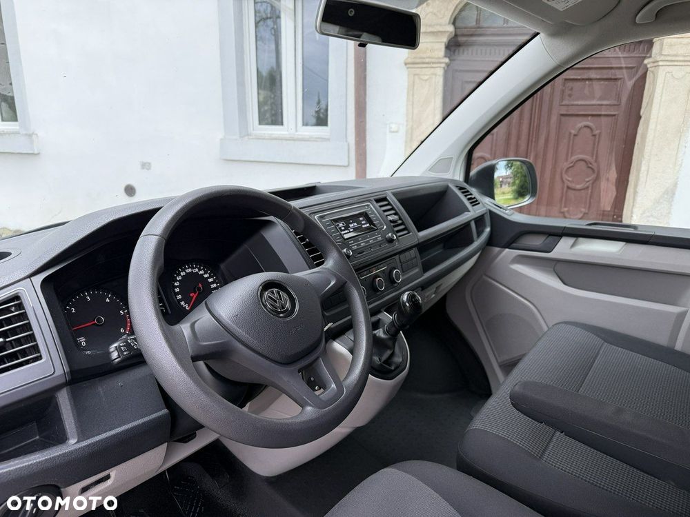 Volkswagen Transporter - 3