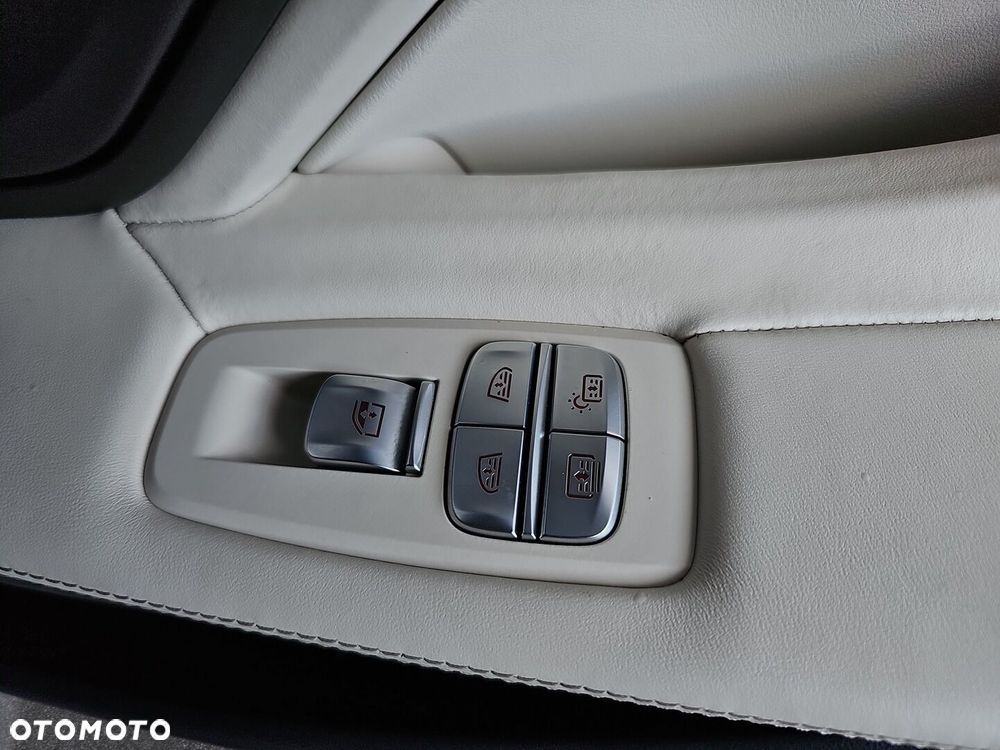 BMW Seria 7 - 39