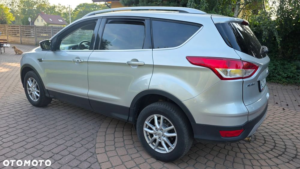 Ford Kuga 1.6 EcoBoost 4x4 Titanium - 23