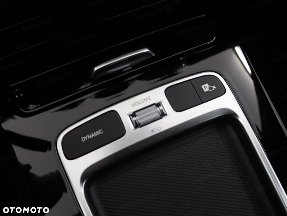 Mercedes-Benz CLA - 14