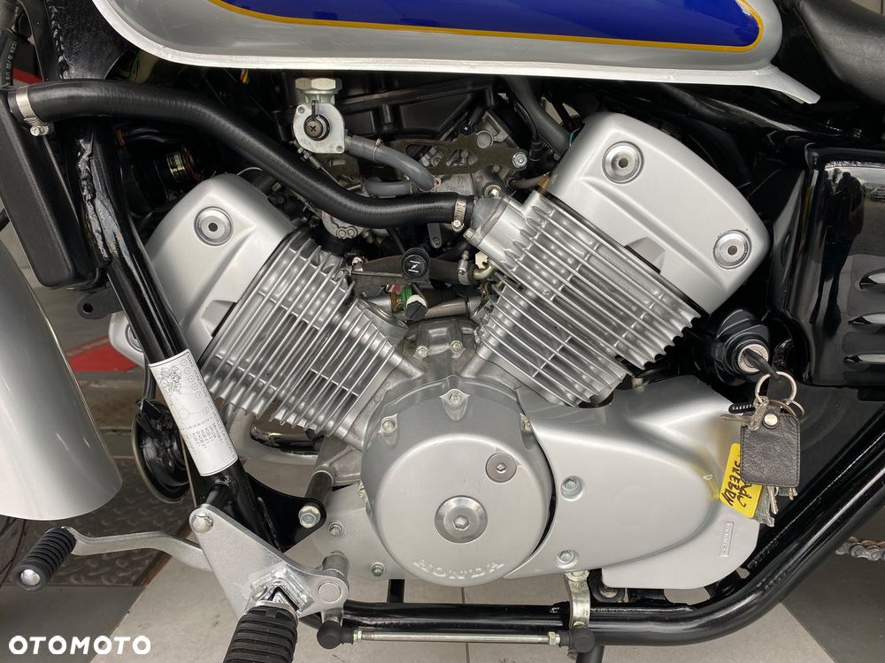 Honda Shadow - 12