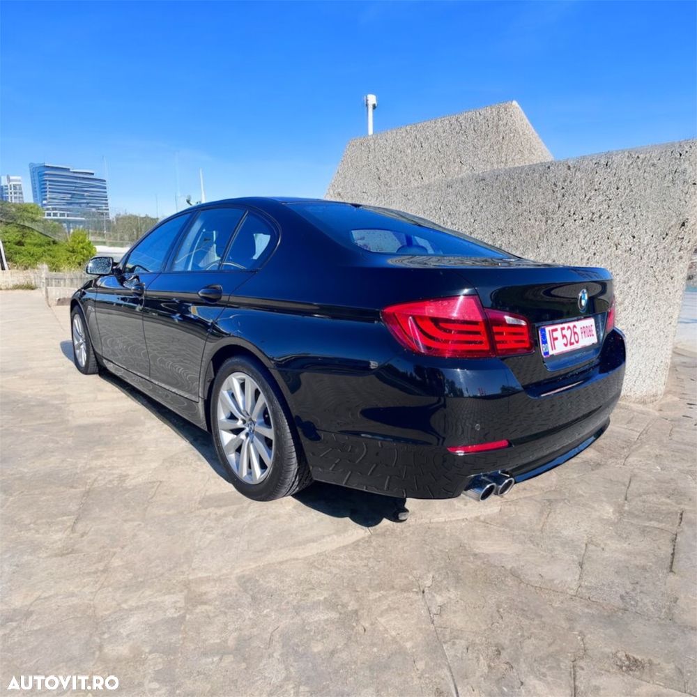 BMW Seria 5 525d xDrive Aut. - 25