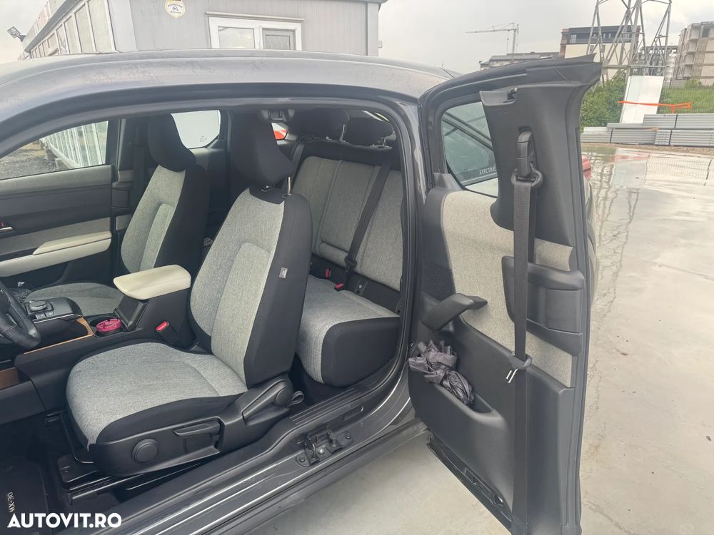 Mazda MX-30 e-SKYACTIV EV Advantage (Modern Confidence) - 14