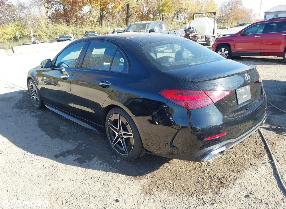 Mercedes-Benz Klasa C 300 4Matic 9G-TRONIC AMG Line Advanced - 4
