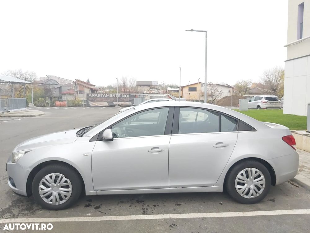 Chevrolet Cruze 1.8 Ecotec LT - 11