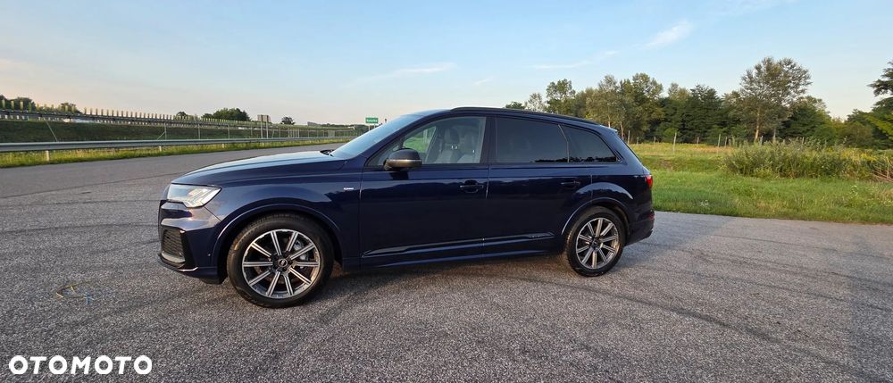 Audi Q7 - 2