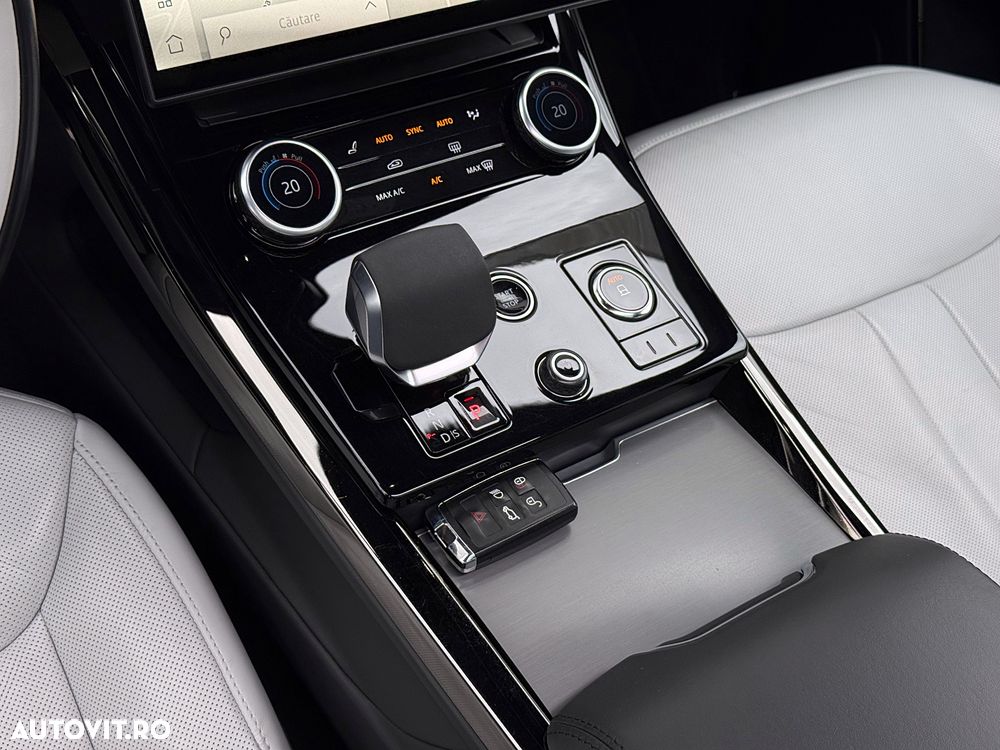 Land Rover Range Rover Sport 3.0 I6 D250 MHEV Dynamic SE - 29