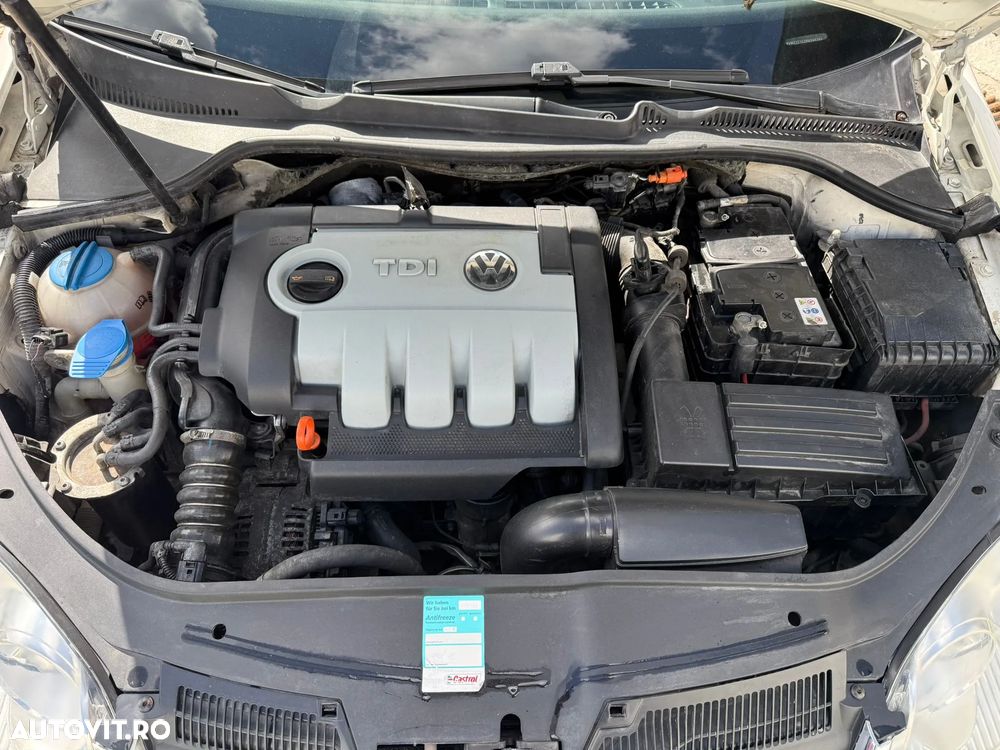 Volkswagen Golf 1.9 TDI BlueMotion Comfortline - 16