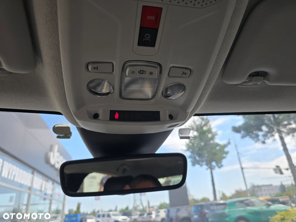 Citroën C4 BlueHDi 130 Stop&Start EAT8 SHINE - 34