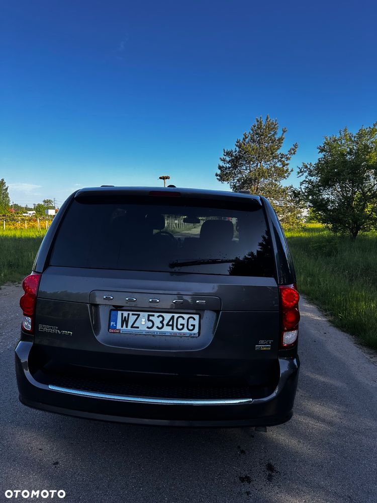 Dodge Grand Caravan 3.6 R/T - 6