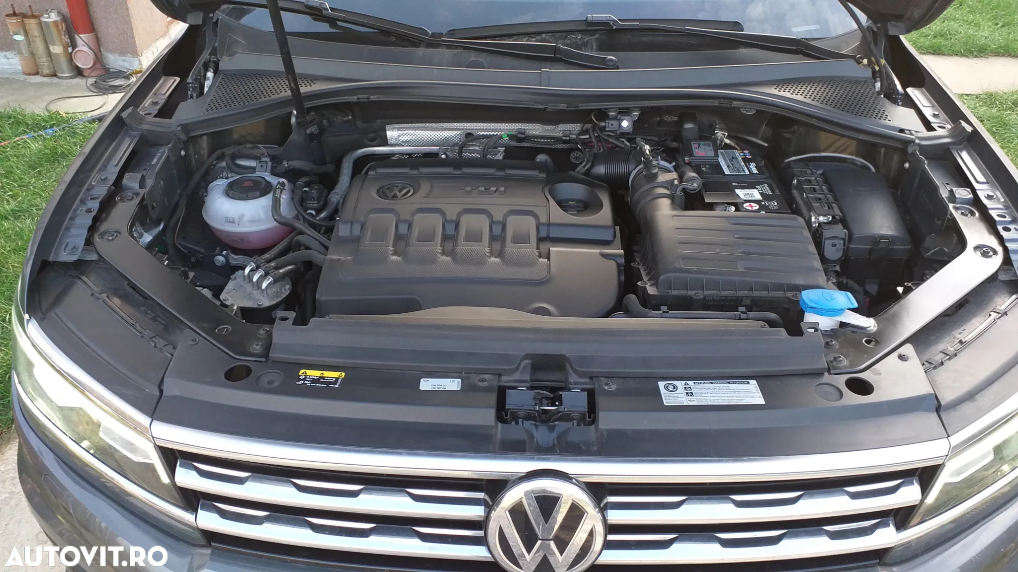 Volkswagen Tiguan - 4