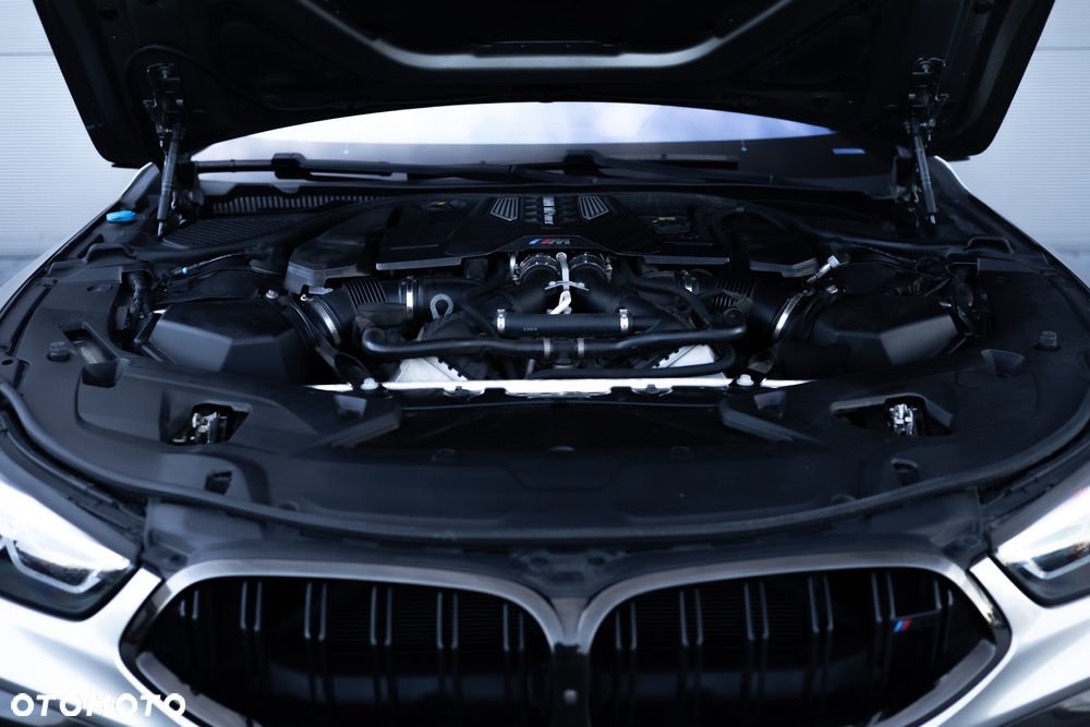 BMW M8 - 26