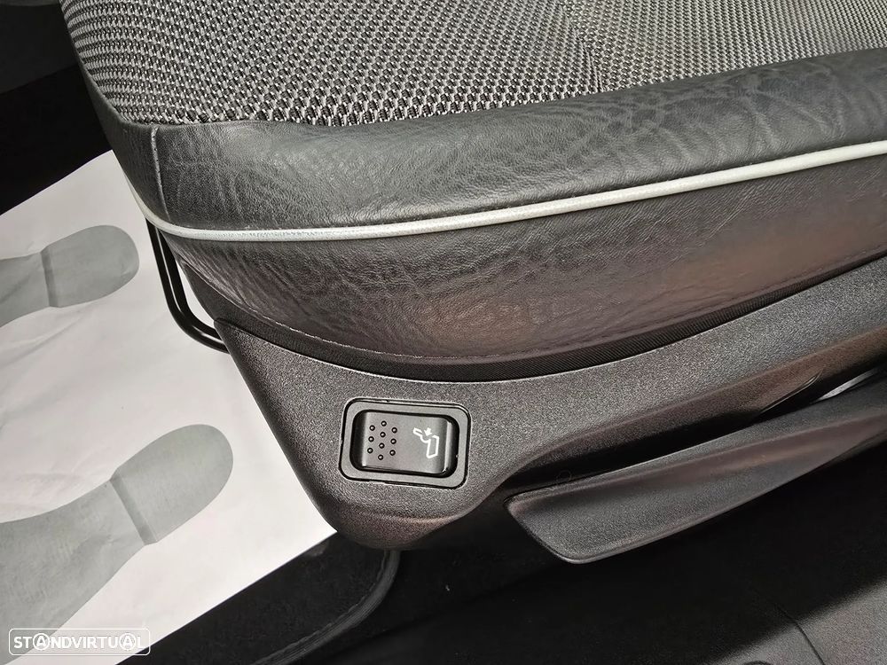 Fiat 500X 1.6 MJ Cross S&S - 19