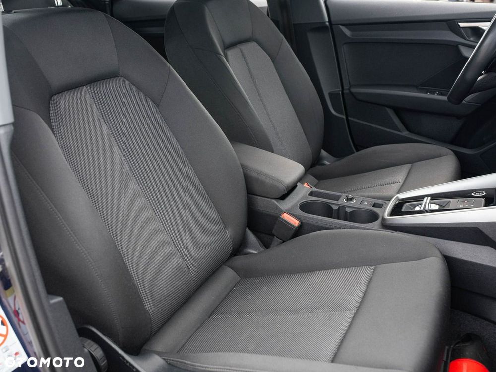 Audi A3 Sportback 30 TDI S tronic - 25
