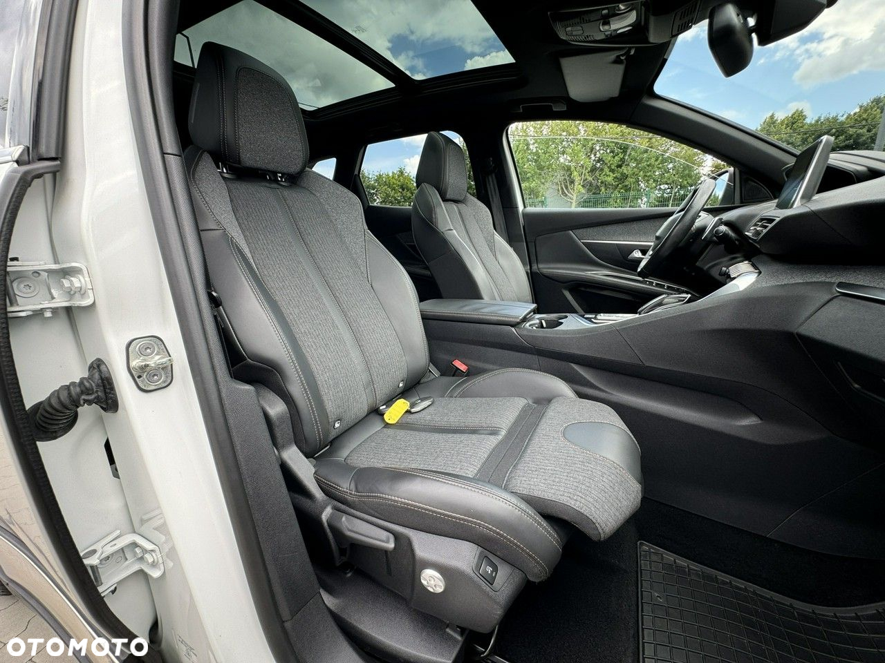 Peugeot 3008 PureTech 130 Stop & Start GPF EAT8 GT - 36