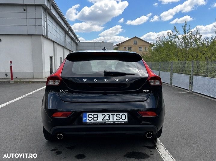 Volvo V40 D3 Basic - 4