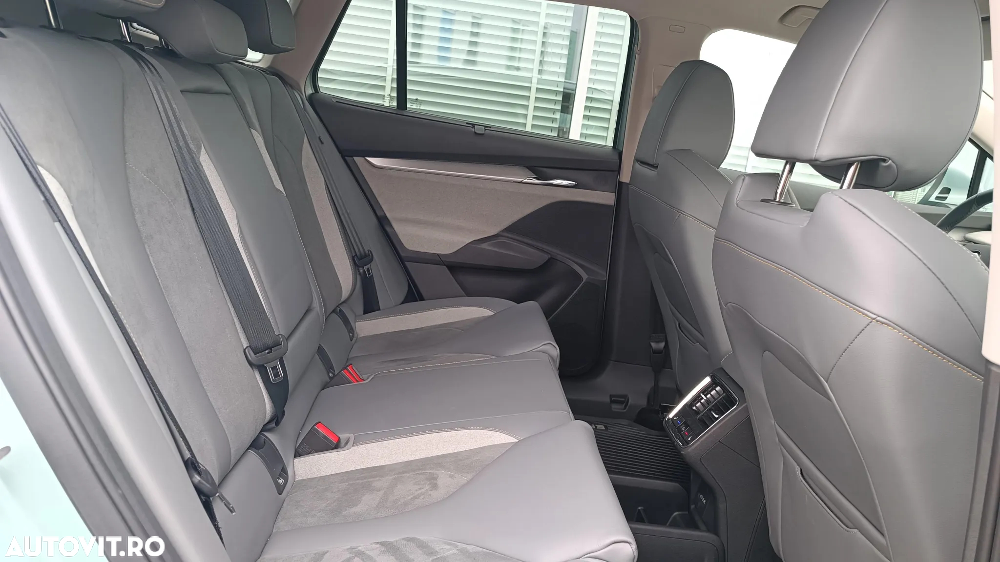 Skoda Enyaq iV Electric 60 - 32