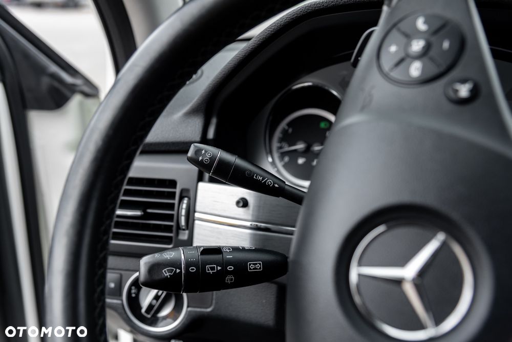 Mercedes-Benz GLK 250 BlueTEC 4Matic 7G-TRONIC - 33