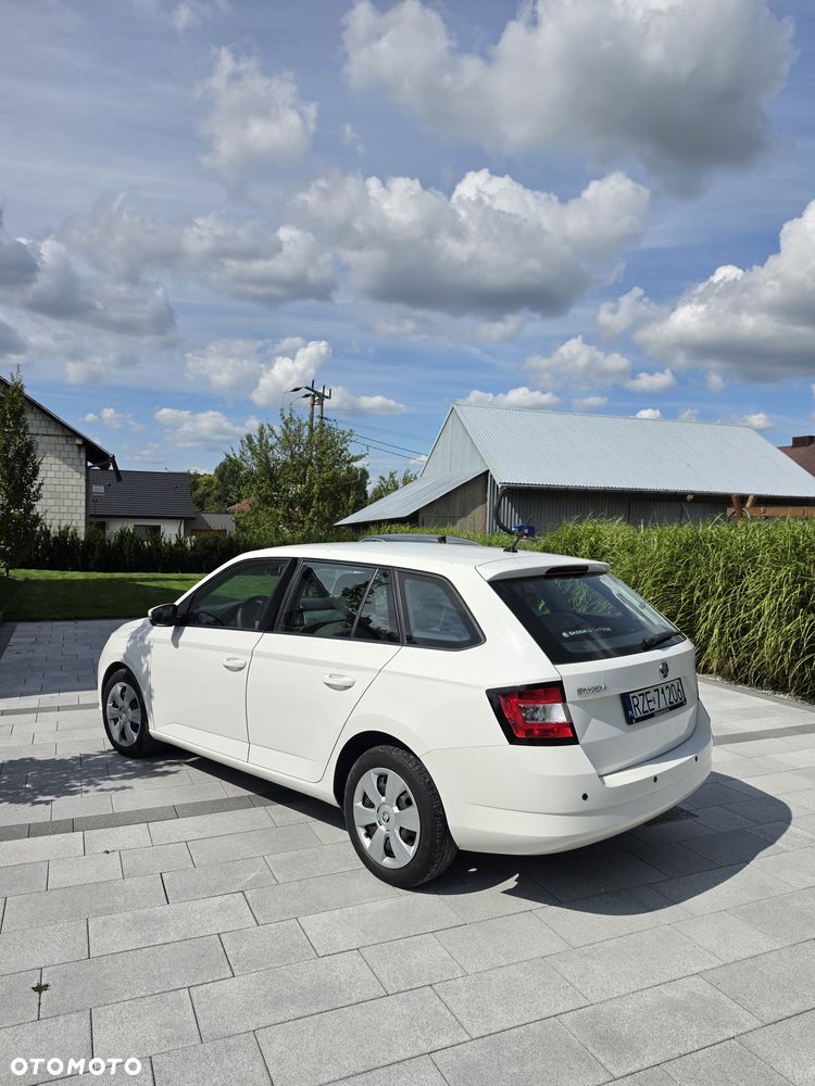 Skoda Fabia - 4