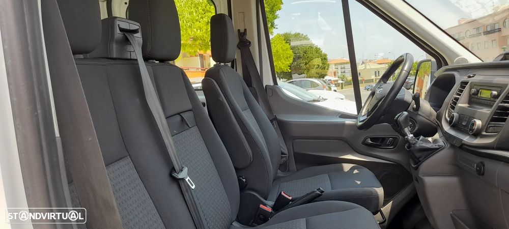 Ford TRANSIT 2.0 TDCI CD 7 LUGARES NACIONAL IVA INCLUÍDO DEDUTÍVEL - 36
