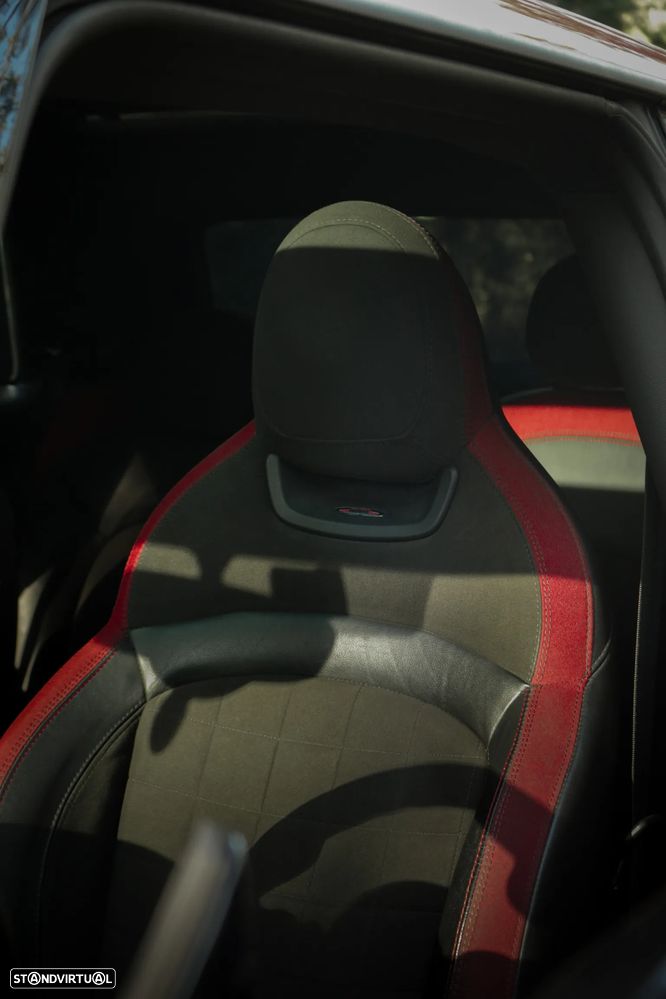 MINI 3 Portas John Cooper Works Auto Desportiva - 12