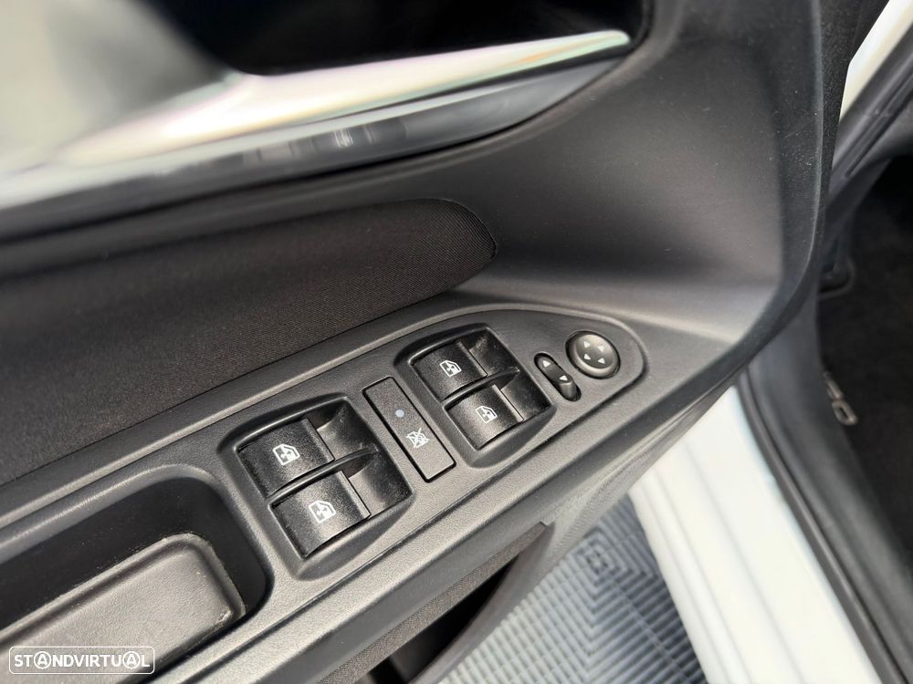 Fiat Tipo Station Wagon 1.3 Multijet City Life - 17