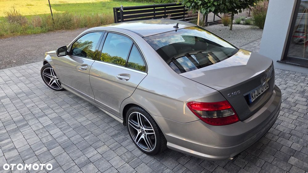 Mercedes-Benz Klasa C - 26