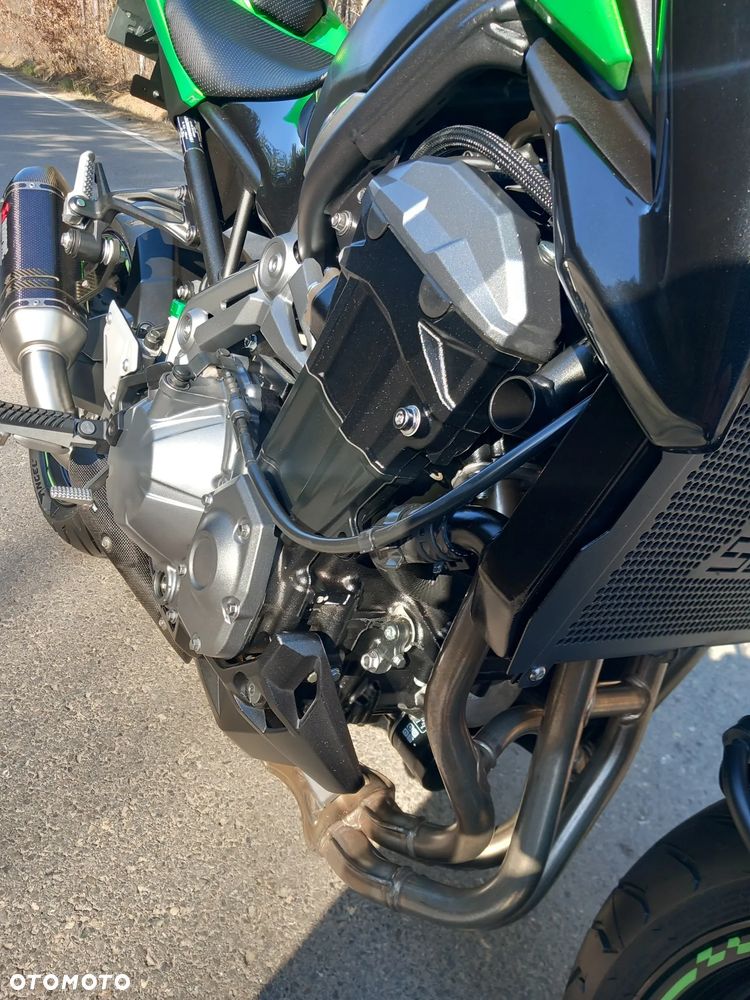 Kawasaki Z 900 - 12