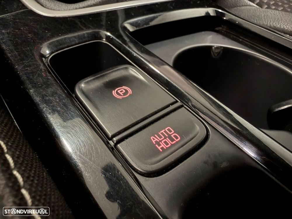 Kia Ceed SW 1.6 CRDi MHEV Drive+SRF - 14