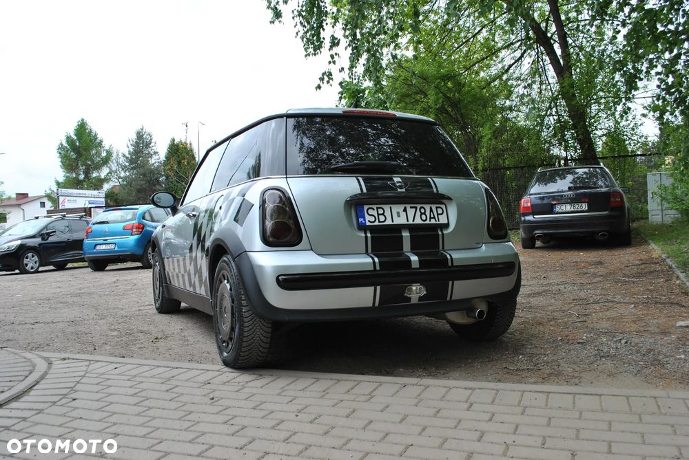 MINI ONE - 23
