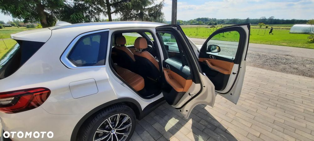 BMW X5 xDrive40i - 15