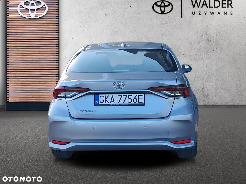 Toyota Corolla - 4