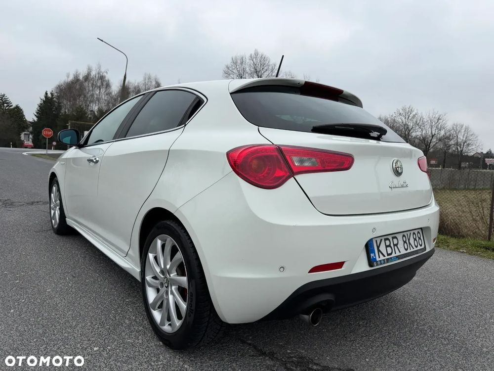 Alfa Romeo Giulietta 1.4 TB MultiAir Distinctive TCT - 9