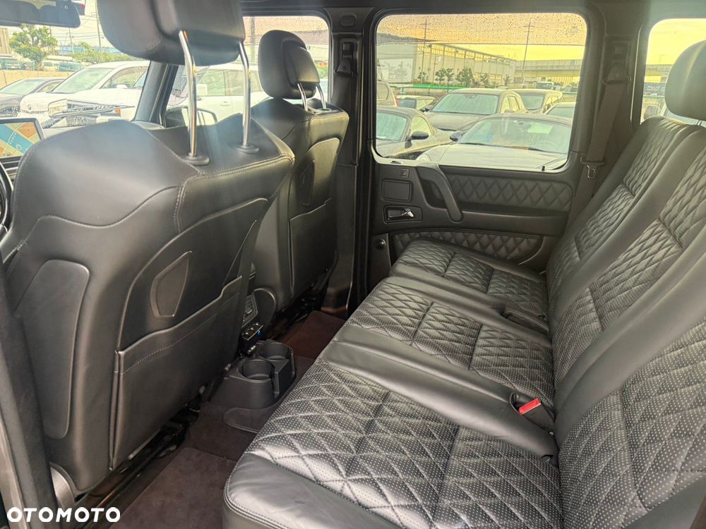 Mercedes-Benz Klasa G AMG 63 AMG SPEEDSHIFT 7G-TRONIC - 11