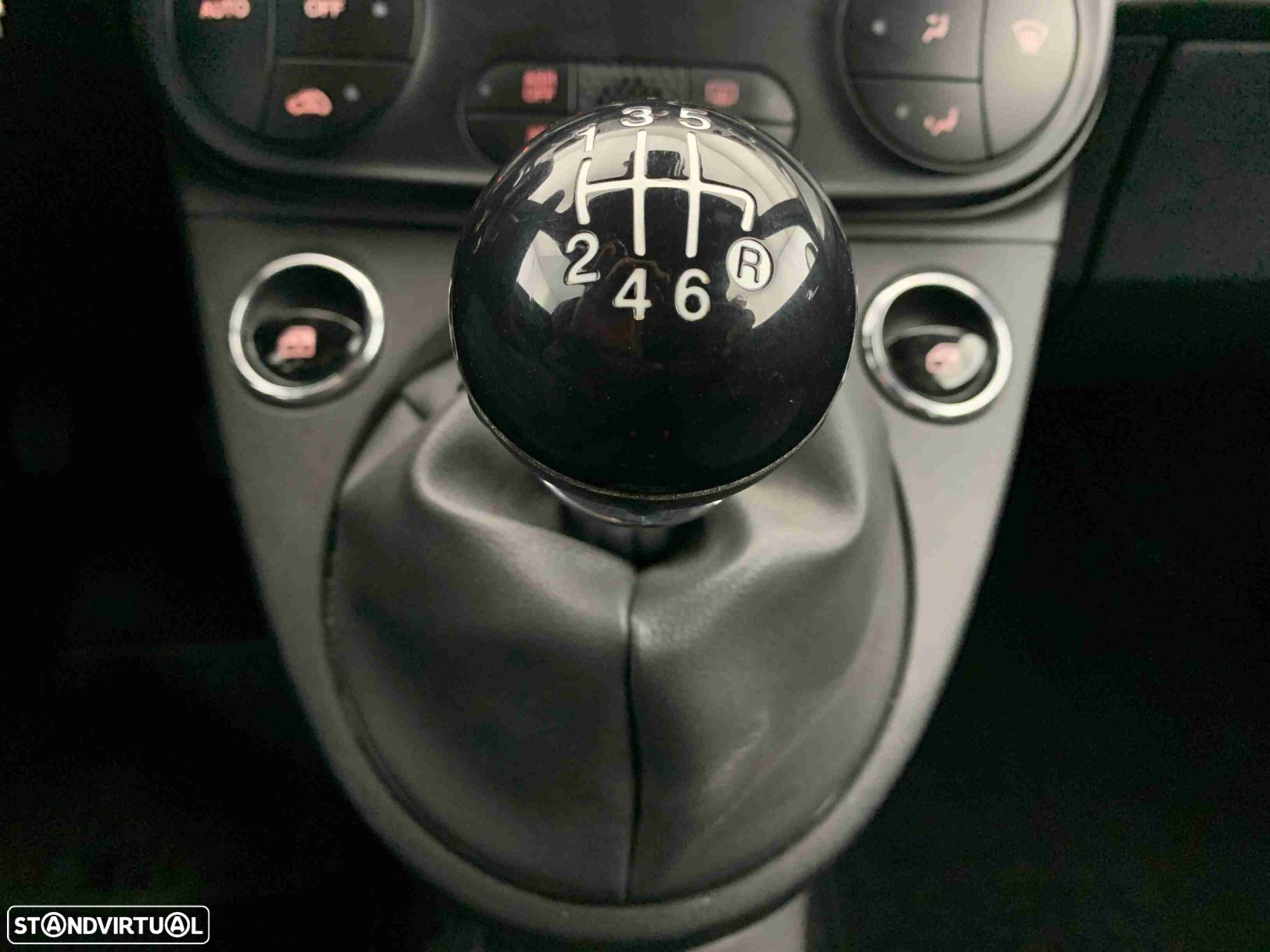 Fiat 500C 1.0 Hybrid - 10
