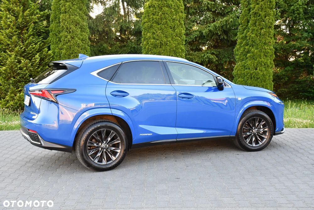 Lexus NX 300h Business Line - 27