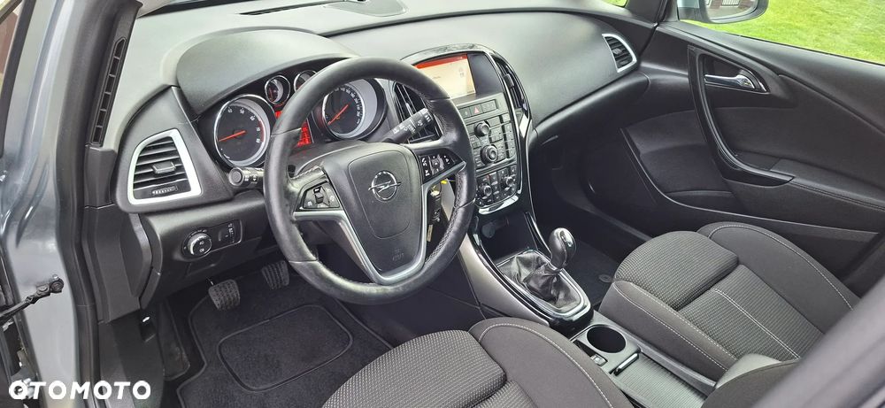 Opel Astra 1.4 Turbo Edition Sport - 32