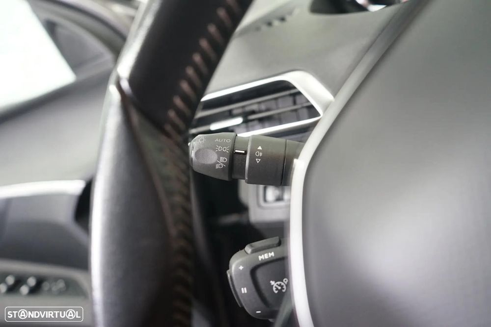 Peugeot 3008 1.5 BlueHDi Allure - 22