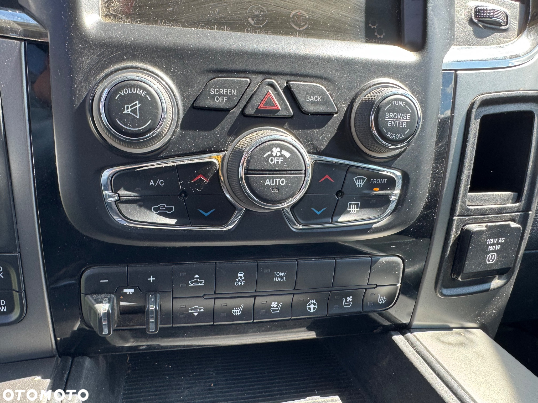 Dodge RAM 1500 5.7 4x4 - 20