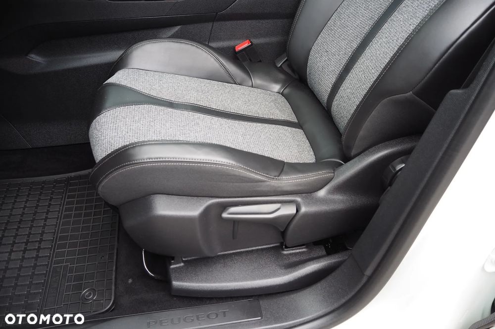 Peugeot 3008 BlueHDi 120 Stop & Start Allure - 22